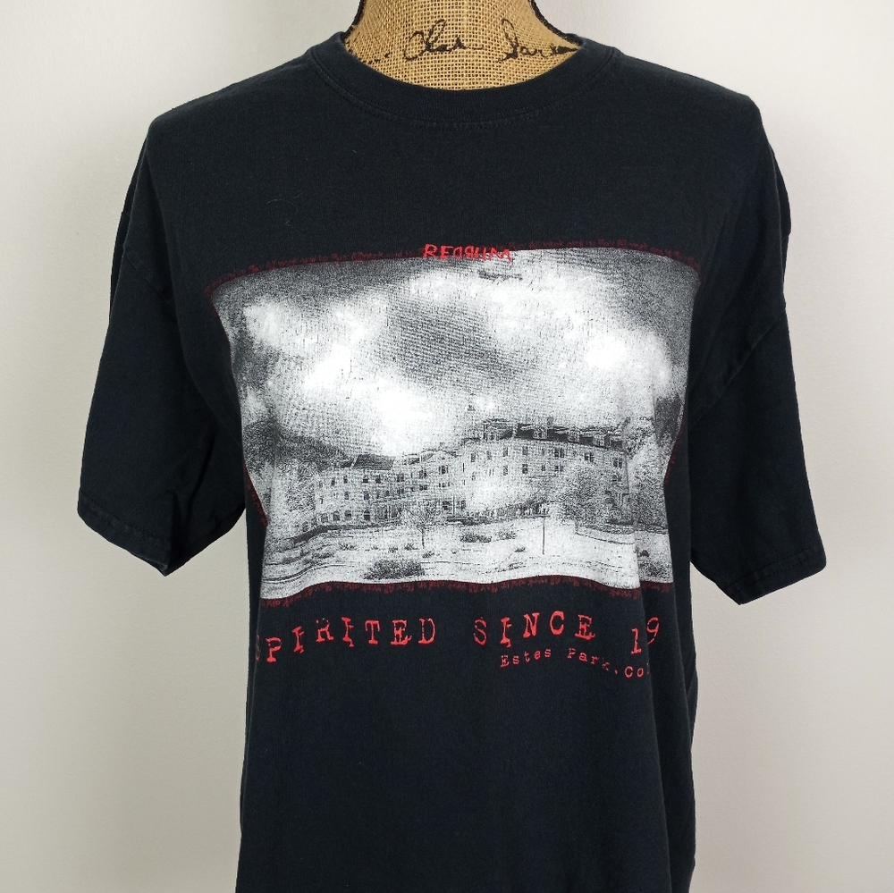 The Stanley Hotel T-shirt! - Picture 2 of 5